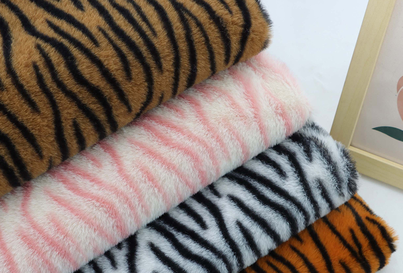 500mg*160cm Tiger-print kaninpels plysj stoff