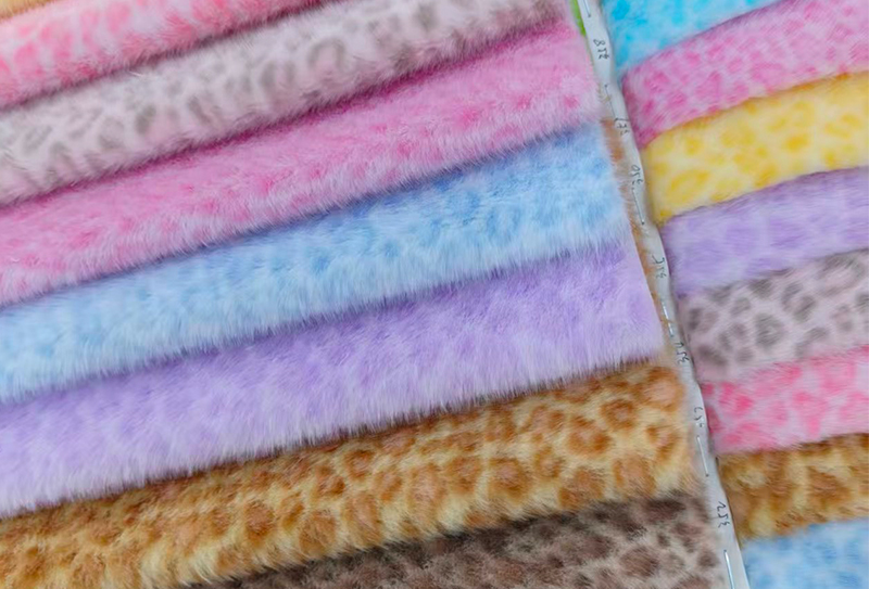 160 mm bredde europeisk mink-print leopard-print faux mink-stoff 160 mm bredde europeisk mink-print leopard-print faux mink-stoff