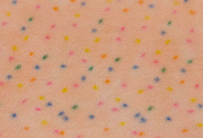 Ren polyester imitert minktrykk med fargerike prikker Ren polyester imitert minktrykk med fargerike prikker